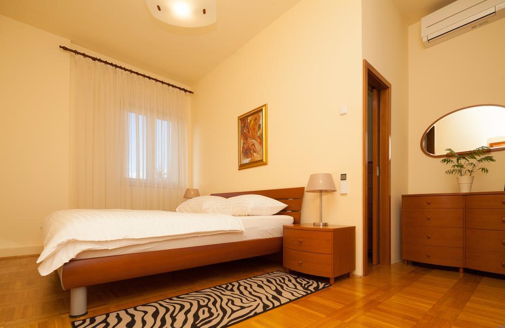 Apartment Niki Zara Esterno foto